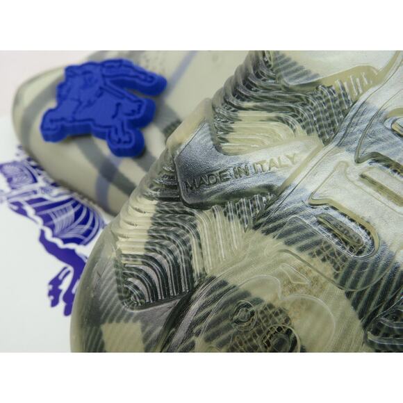 BURBERRY STINGRAY GRAY RUBBER CHECK WITH CHARM LOGO SANDALS SLIDES 9 42 ITALY - Picture 7 of 16